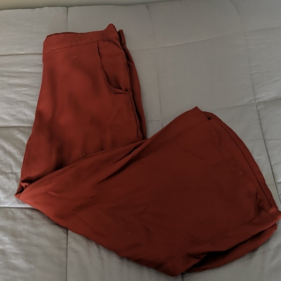 3/$20 🌸 Orange Pants - Picture 1 of 3